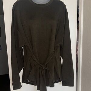 Modern Citizen Color: Olive Long Sleeve Top with Tie Detail Size XL